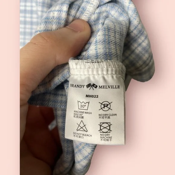 Brandy Melville Plaid Mini Skirt - Picture 5 of 7